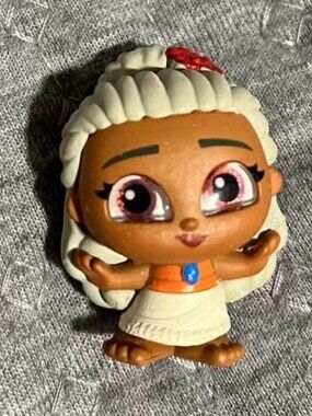 TARGET EXCLUSIVE Gramma Tala Moana - Doorables Series 10